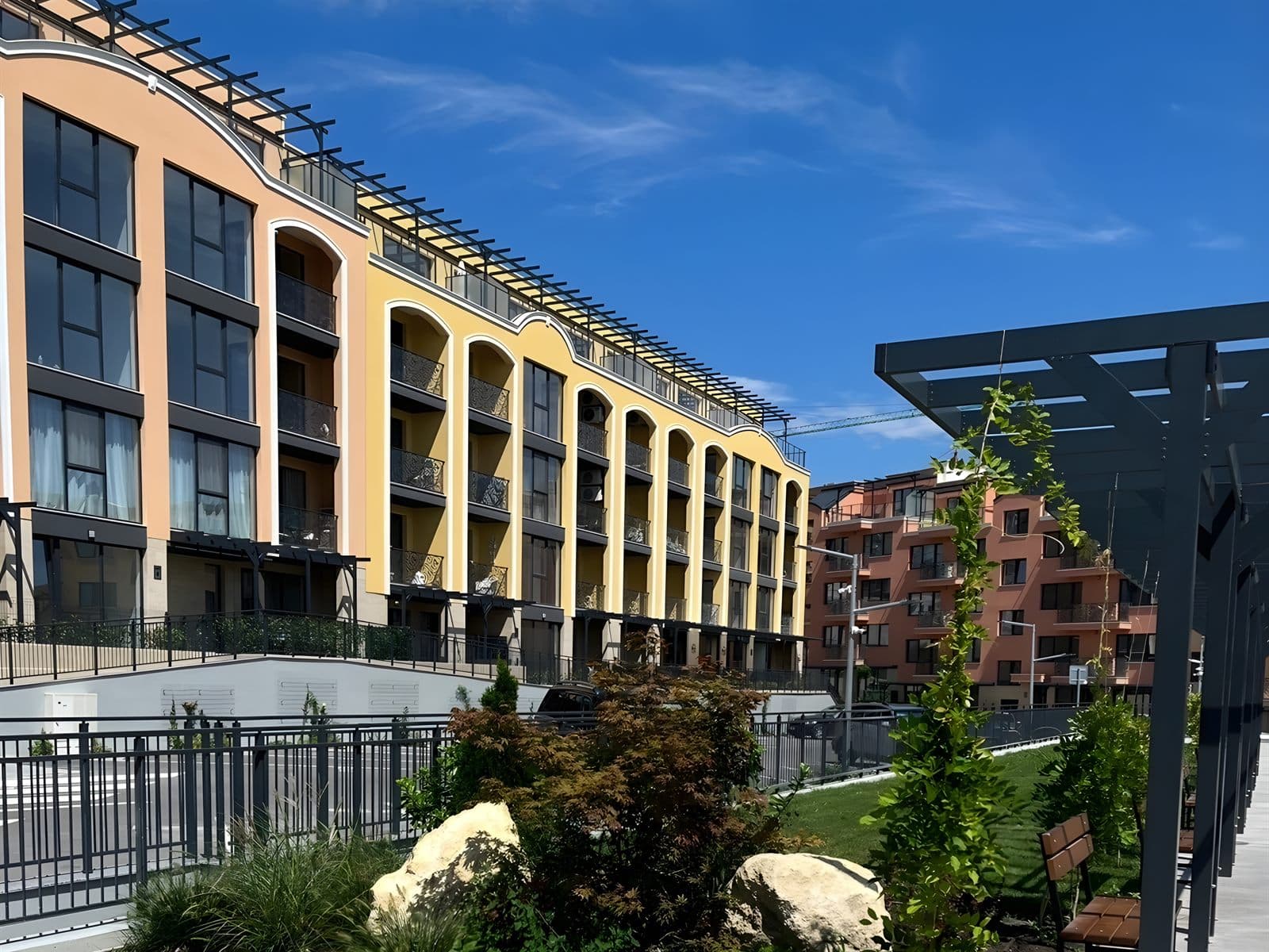 Сграда на комплекса Bella Vita Residence